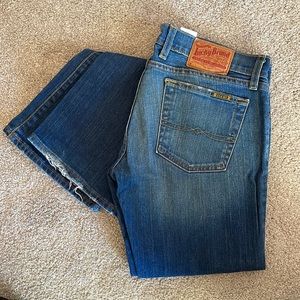 LUCKY BRAND JEANS. Lil’ Maggie. 29 long